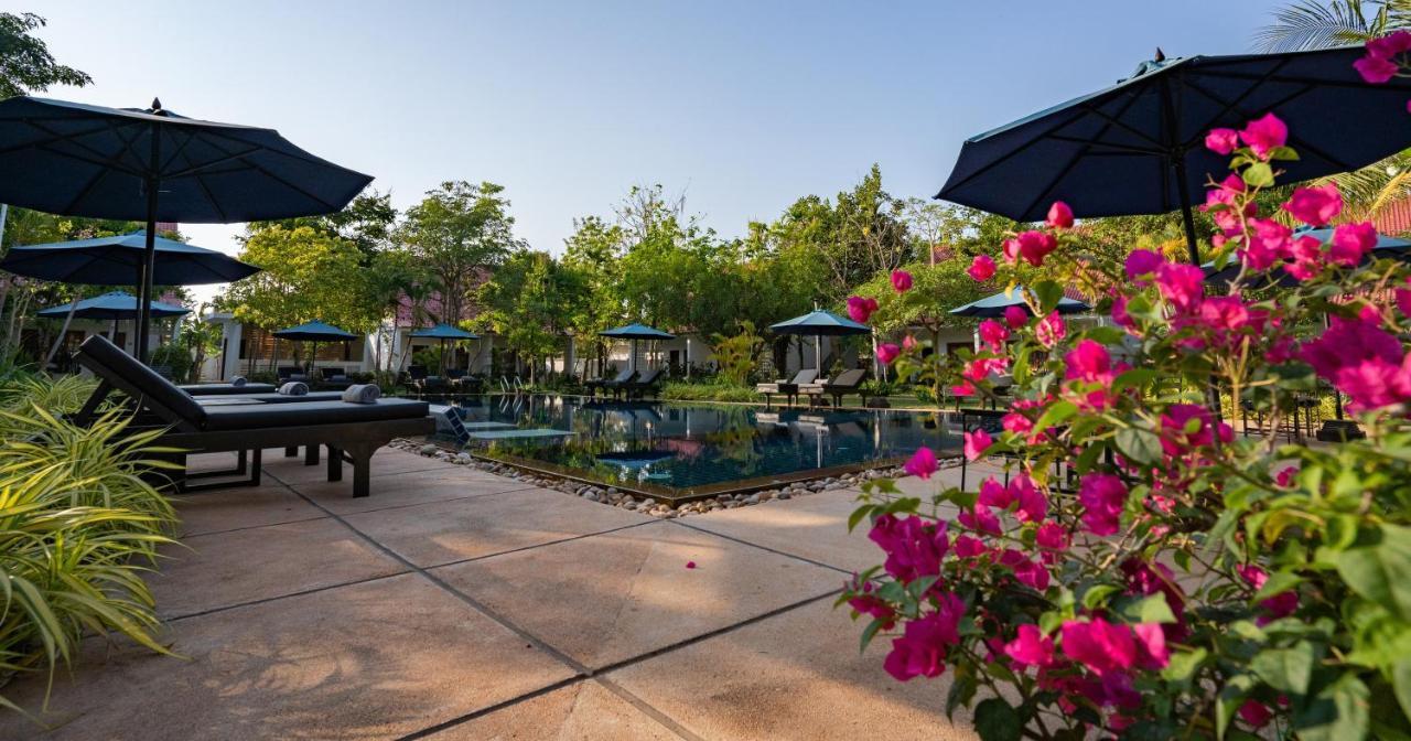 Amazing Smile Angkor Resort 시엠리아프 외부 사진